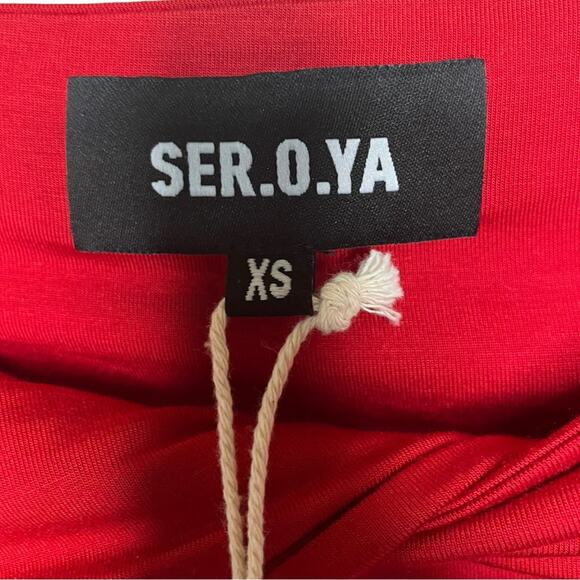 NWT SER•O•YA Red Cropped Ellis Top Long Sleeves Peek a Boo Cutout Detail Size XS - Picture 8 of 11